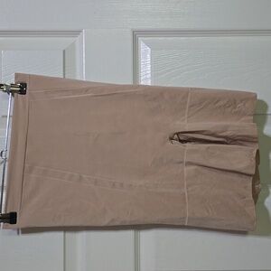 Spanx New without Tags High Waist Power Shorts size Large nude**